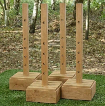 Freestanding Den Making Posts