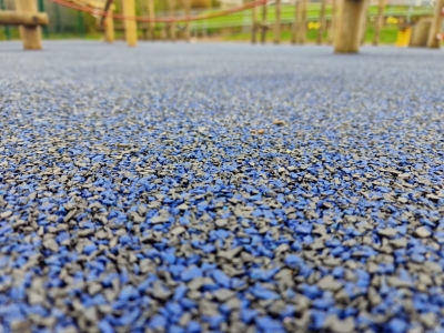 Rubber mulch 