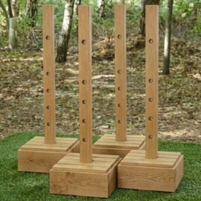 Freestanding Den Making Posts