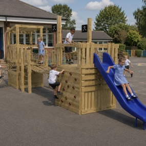 Pirate Ship Triple Link Tower